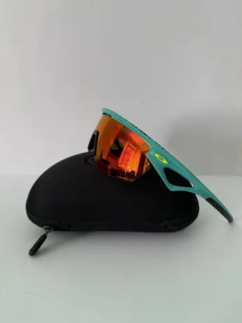 Used Oakley Sphaera bike — image 6 of 9