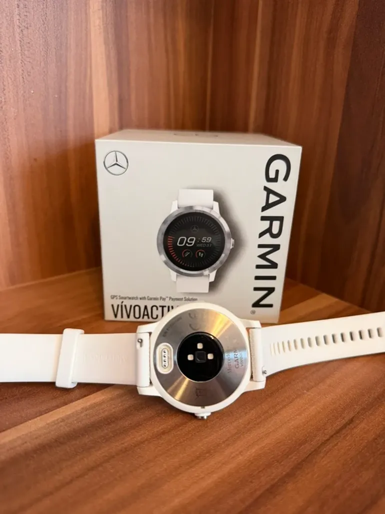Used Garmin Vivoactive 3 bike — image 4 of 6