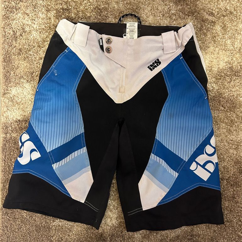 Used Ixs Champ MTB Shorts bike — image 1 of 3