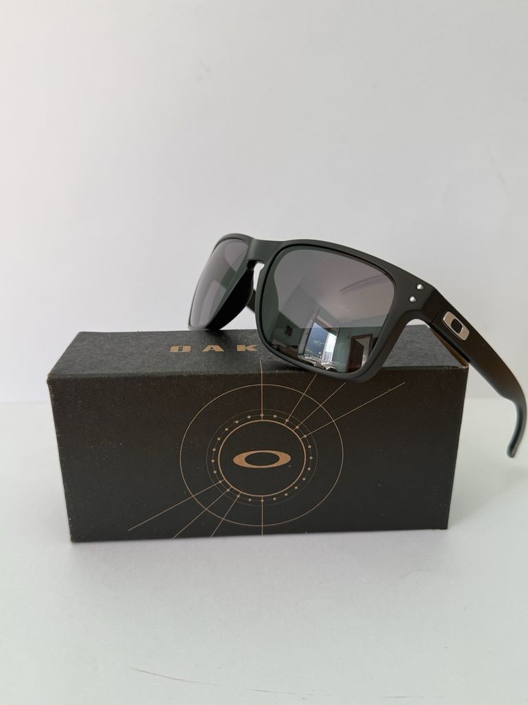Used Oakley Holbrook XL OO9417 bike — image 7 of 14