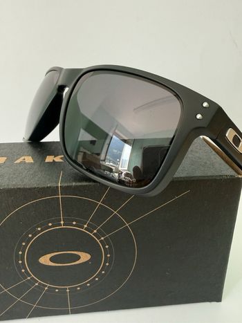 Used Oakley Holbrook XL OO9417 bike — image 8 of 14