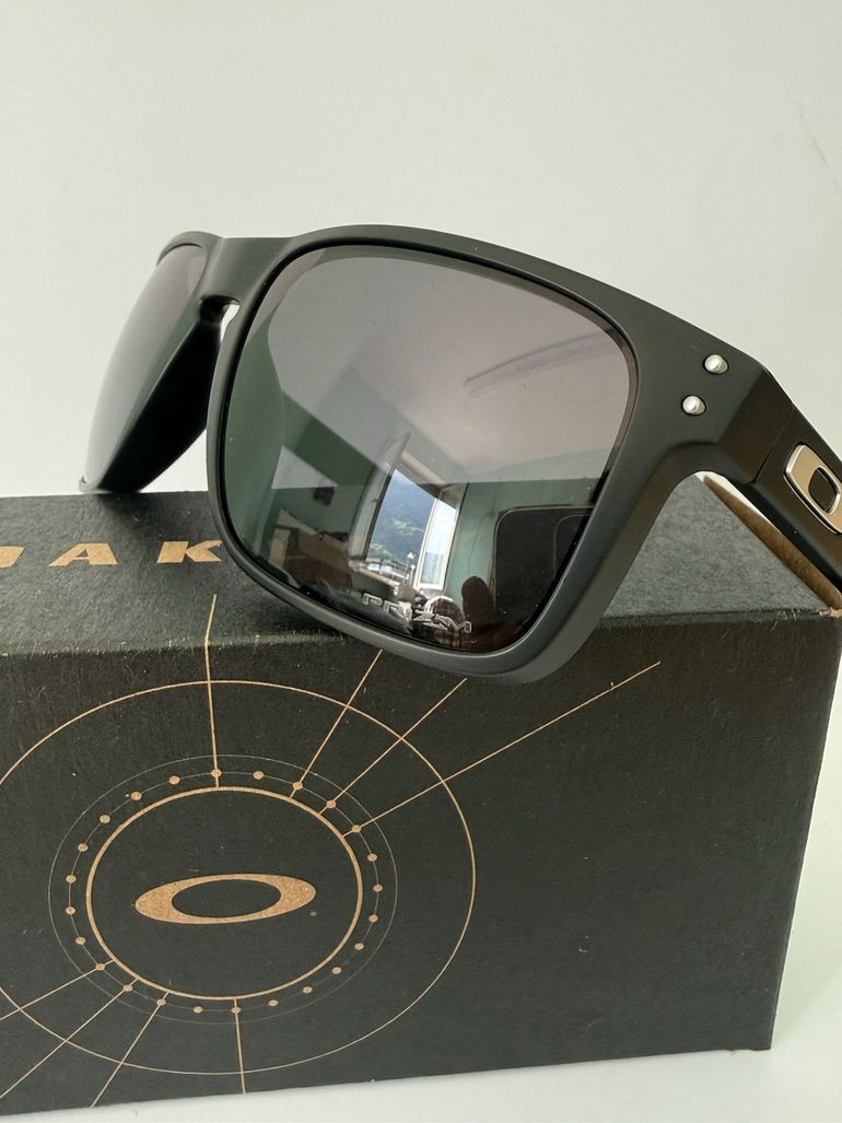Used Oakley Holbrook XL OO9417 bike — image 8 of 14