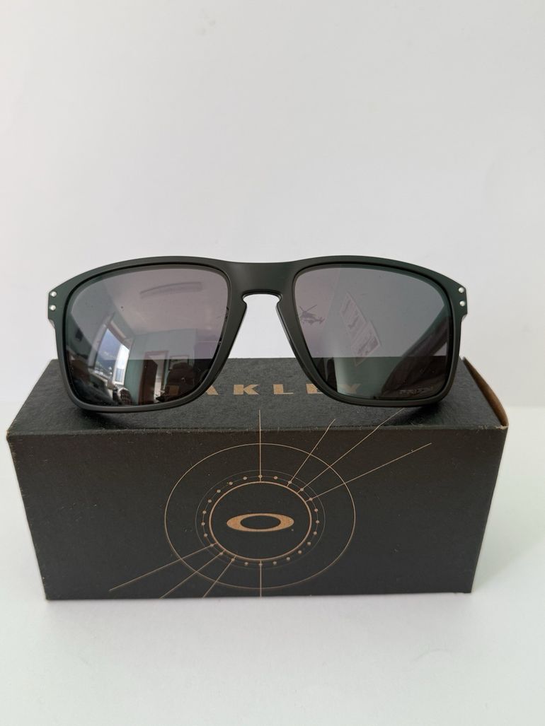 Used Oakley Holbrook XL OO9417 bike — image 5 of 14