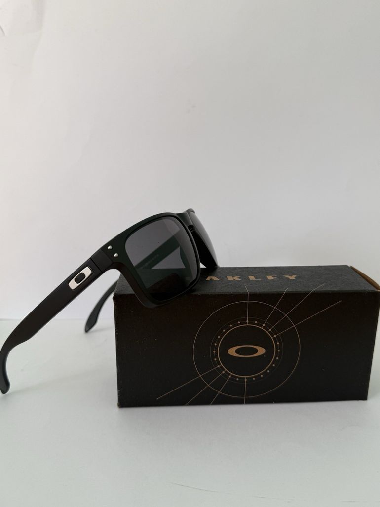 Used Oakley Holbrook XL OO9417 bike — image 10 of 14