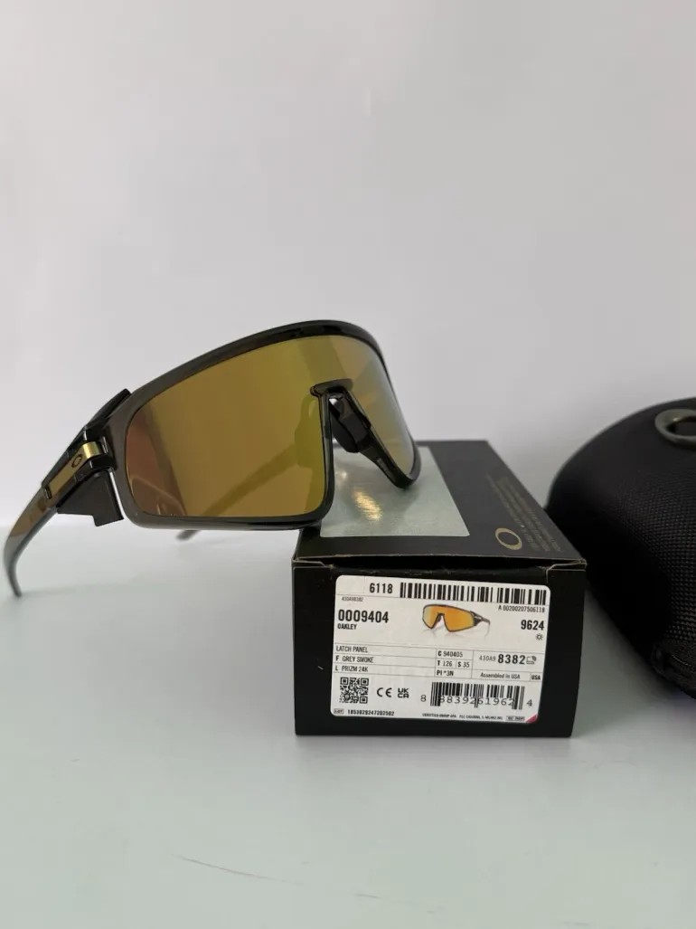 Used Oakley LATCH PANEL OO940405 bike — image 8 of 15