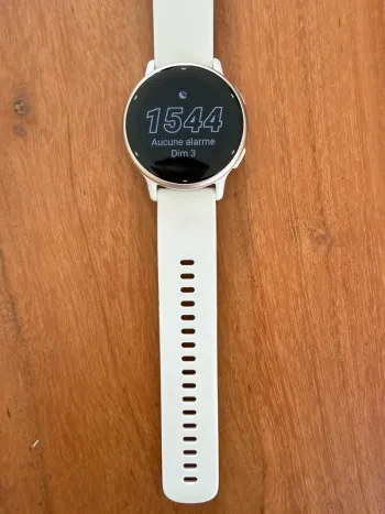 Used Garmin Vivoactive 5 bike — image 2 of 5