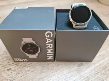 Used Garmin Venu 2S bike