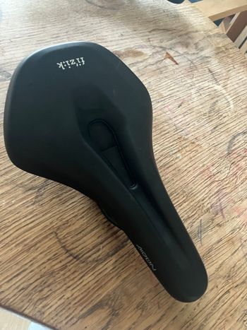 Used Fizik aidon X3 16 cm bike — image 2 of 4