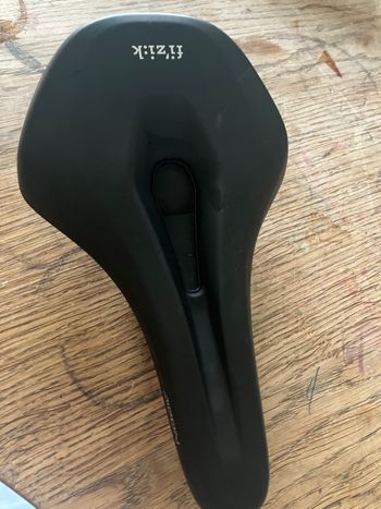 Used Fizik aidon X3 16 cm bike