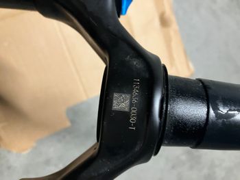 Used Fox Performance 36 160 Fork 2025 bike — image 4 of 7