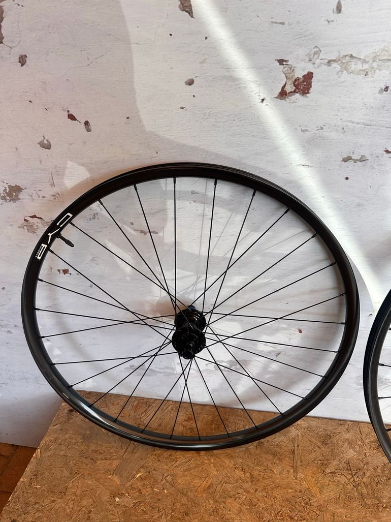 Used Cyp Carbon 29" Boost Wheelset 2023 bike — image 2 of 8
