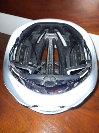 Used Giro Agilis bike — image 6 of 8