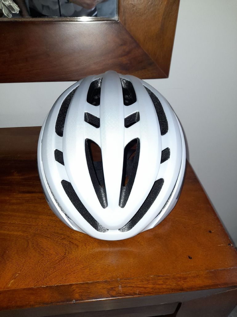 Used Giro Agilis bike — image 1 of 8