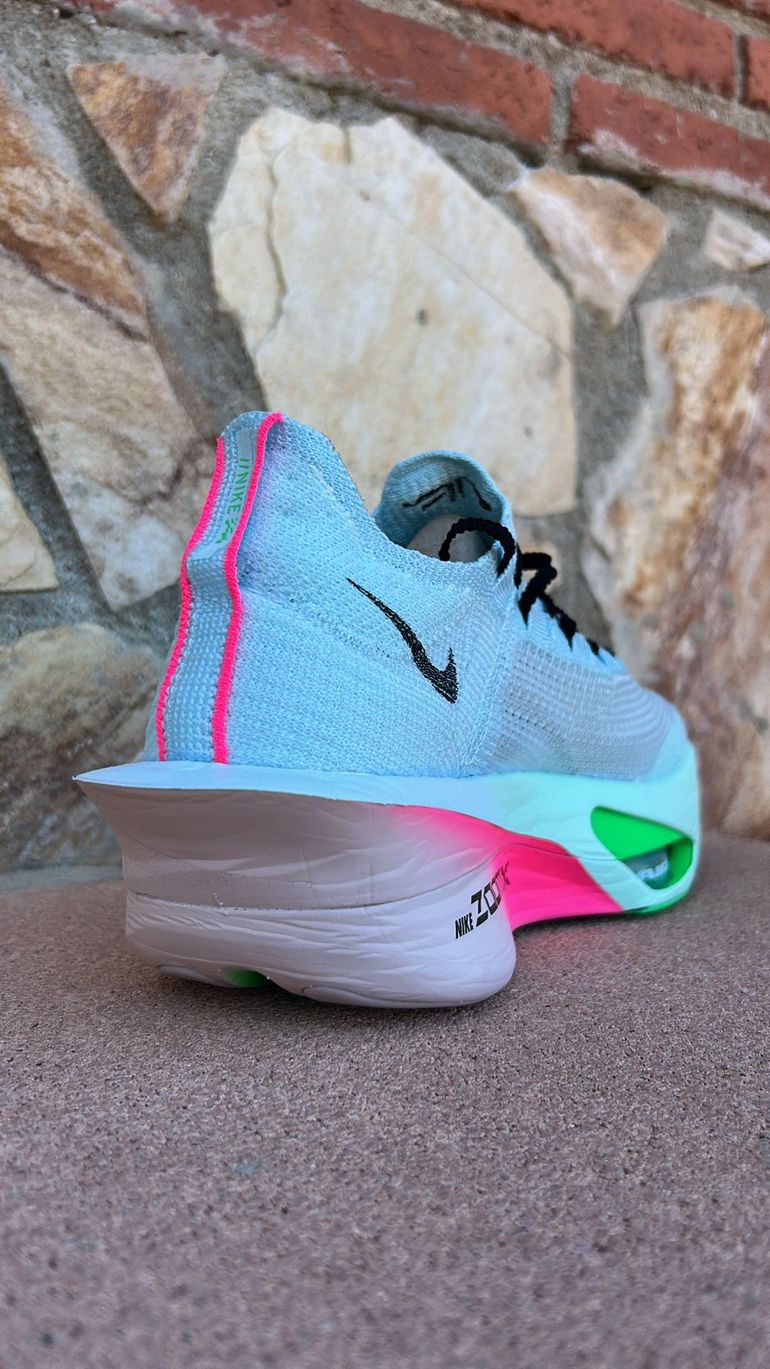 Used Nike Air Zoom Alphafly Next% 3 bike — image 4 of 13