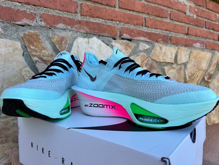 Used Nike Air Zoom Alphafly Next% 3 bike — image 13 of 13