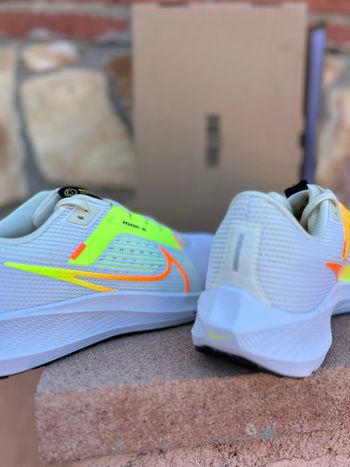 Used Nike Air Zoom Pegasus 40 2025 bike — image 10 of 11