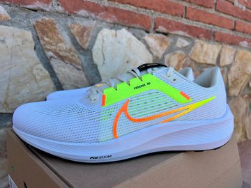 Nike Air Zoom Pegasus 40 2025 Running Shoes usato