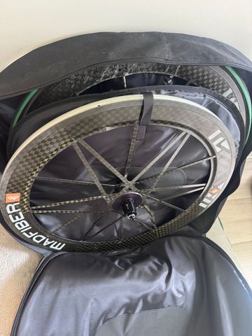 Tweedehands Lightweight Madfiber Carbon Wheelset bike — afbeelding 2 van 5
