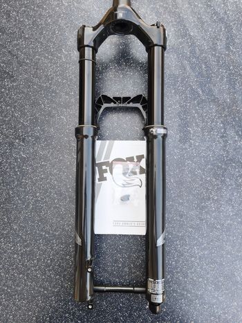 Used Marzocchi Z2 150mm 29" bike — image 4 of 7