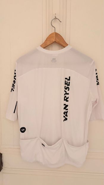 Used Van Rysel Jersey 2026 bike — image 2 of 2