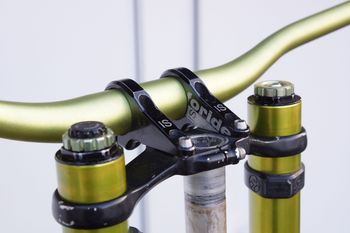Used Dvo Emerald 203mm Green DH Fork 26" Upside-Down 2013 bike — image 14 of 17