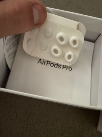Used apple AirPods Pro 3 2025 bike