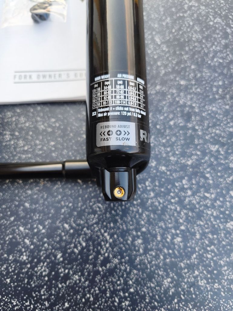 Used Marzocchi Z2 150mm 29" bike — image 6 of 8