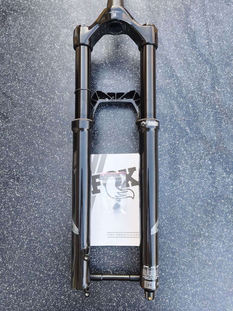 Used Marzocchi Z2 150mm 29" bike — image 5 of 8