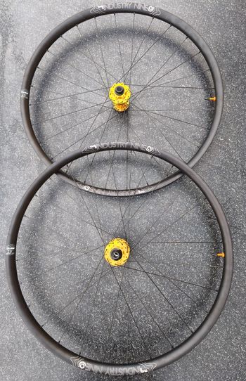 Used Industry Nine Classic Trail S 29" Gold bike — image 2 of 10