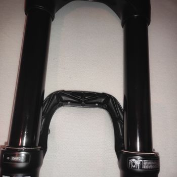 Used Fox 36 Float Rhythm 27.5+, skok 170mm, Grip Damper, Boost 110x15QR 2020 bike — image 2 of 17