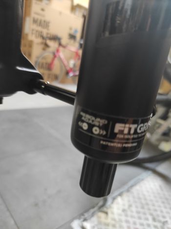 Used Fox 36 Float Rhythm 27.5+, skok 170mm, Grip Damper, Boost 110x15QR 2020 bike — image 14 of 17