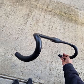 Used Roval RAPID Carbon 420mm 2025 bike — image 2 of 5