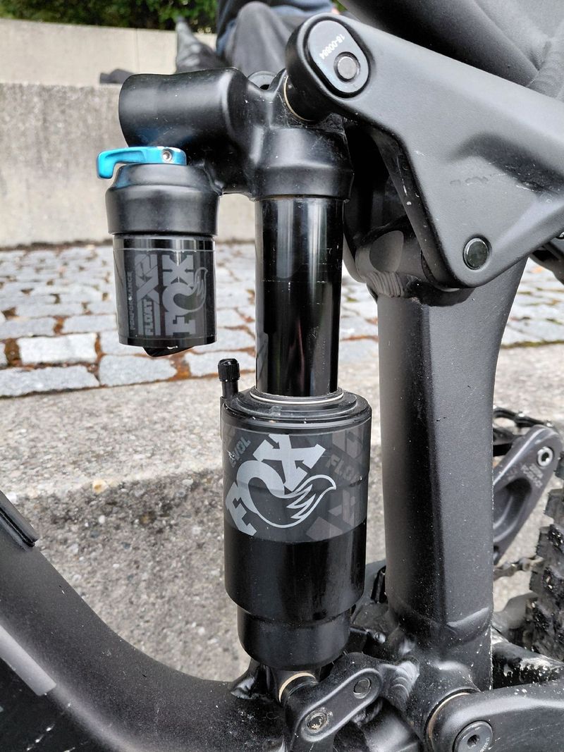 Fox Float X2 EVOL Air Shock 2023 bike de segunda mano — imagen 1 de 2
