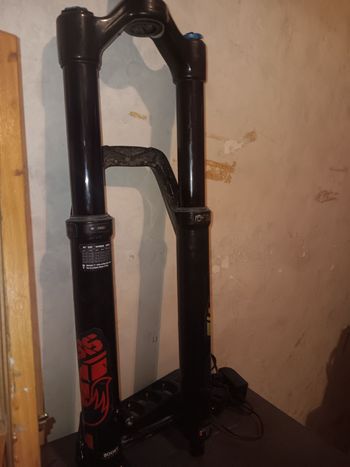 Used Fox Factory 36 Fit4 160 mm 2023 bike — image 10 of 15