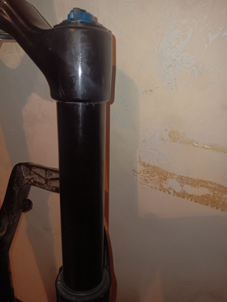 Used Fox Factory 36 Fit4 160 mm 2023 bike — image 6 of 15