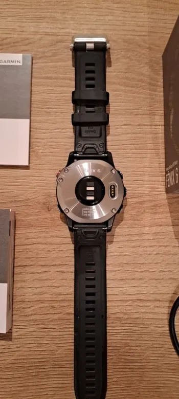 Used Garmin Fenix 6 bike — image 3 of 5