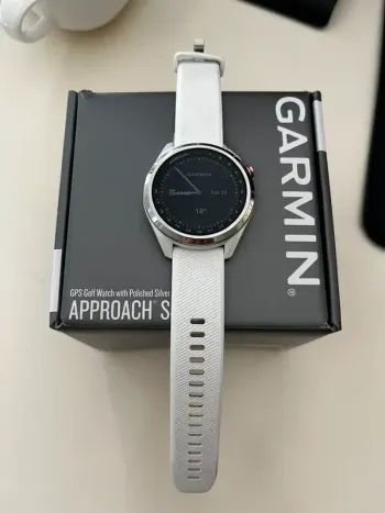 Used Garmin Approach S42 bike — image 3 of 3