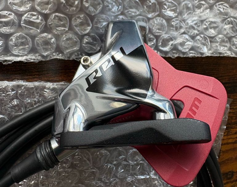 Used Sram RED AXS D1 Shifter/brake set Right/Rear 2024 bike — image 5 of 5