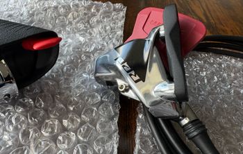 Used Sram RED AXS D1 Shifter/brake set Right/Rear 2024 bike — image 4 of 5
