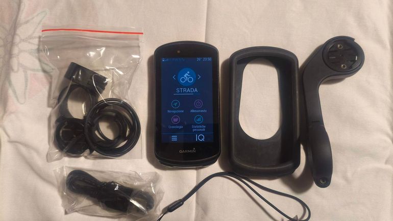 Used Garmin Edge 1030 GPS Bike Computer bike — image 1 of 14