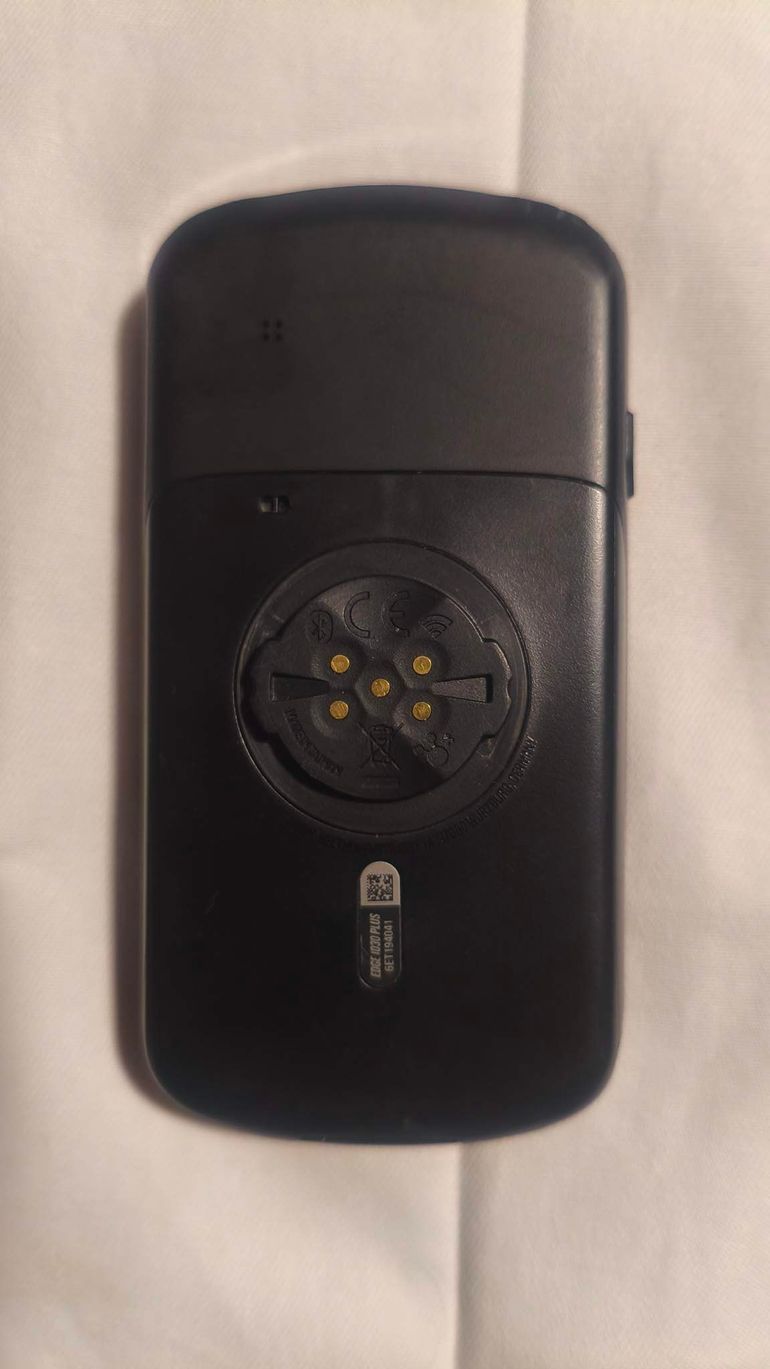 Used Garmin Edge 1030 GPS Bike Computer bike — image 9 of 14