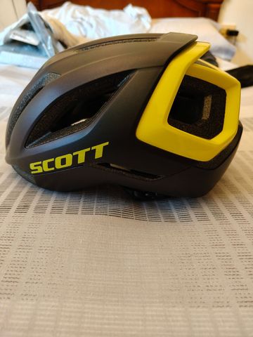 Used Scott Centric Plus MIPS Helmet bike — image 4 of 9