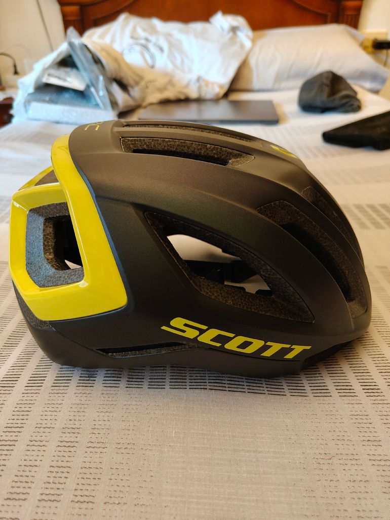 Used Scott Centric Plus MIPS Helmet bike — image 3 of 9