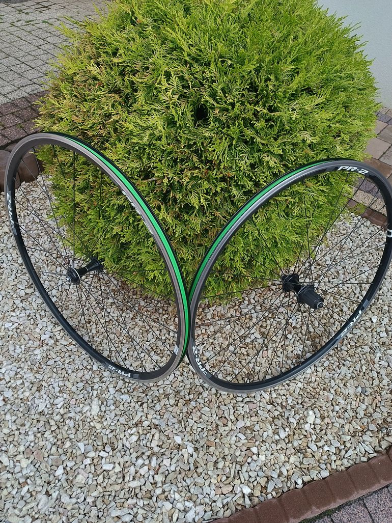 Used Giant PR2 Disc Wheelset 2020 bike — image 1 of 6