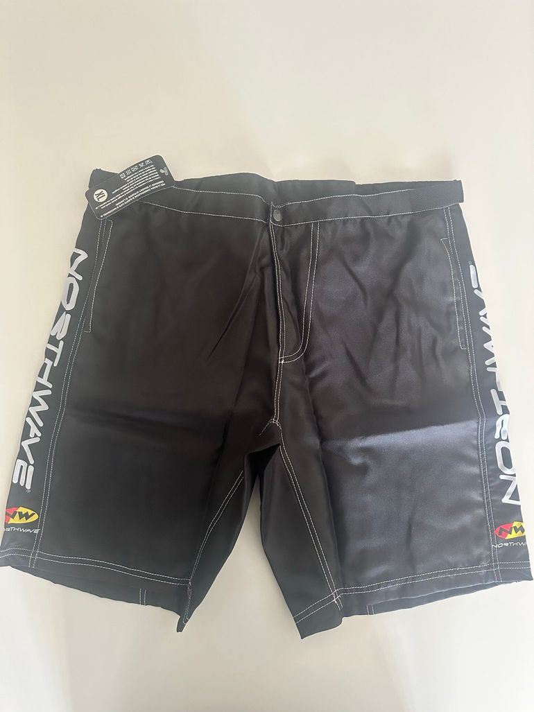 Used Northwave Pantaloncino MTB bike — image 1 of 4
