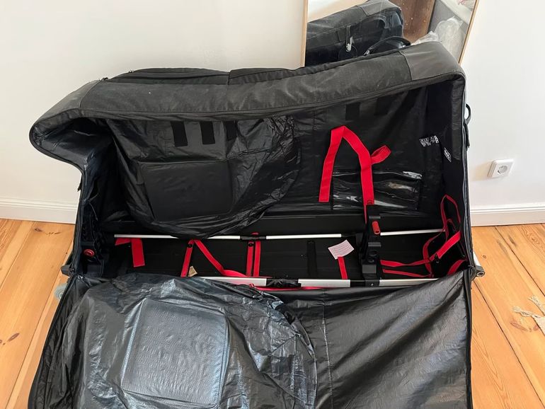 Used EVOC Bike Bag Pro 2023 bike — image 2 of 12
