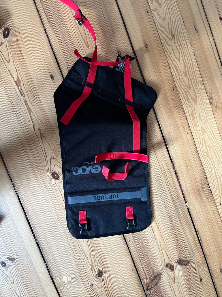 Used EVOC Bike Bag Pro 2023 bike — image 4 of 12