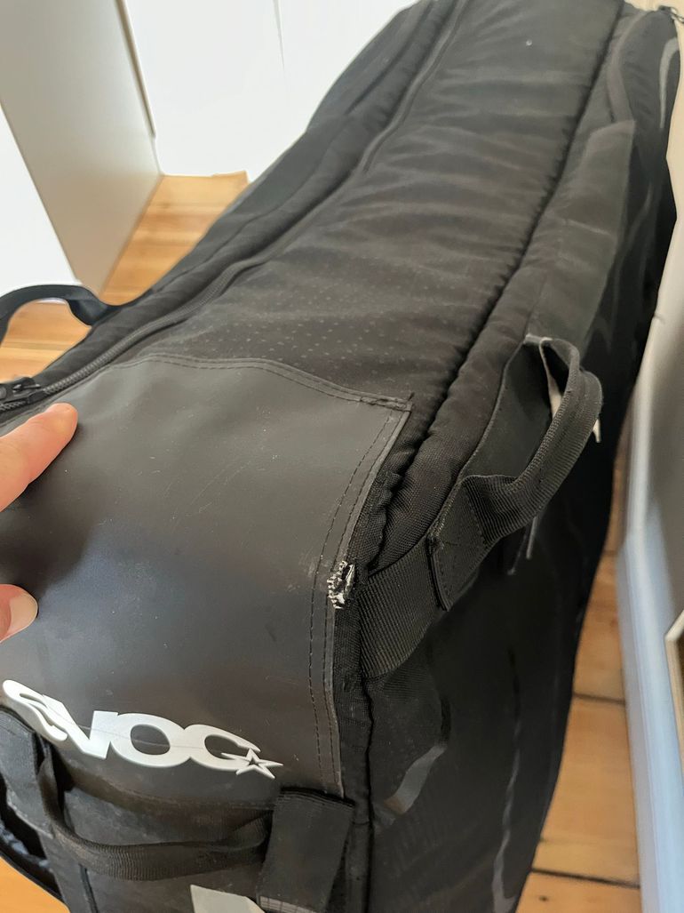 Used EVOC Bike Bag Pro 2023 bike — image 11 of 12