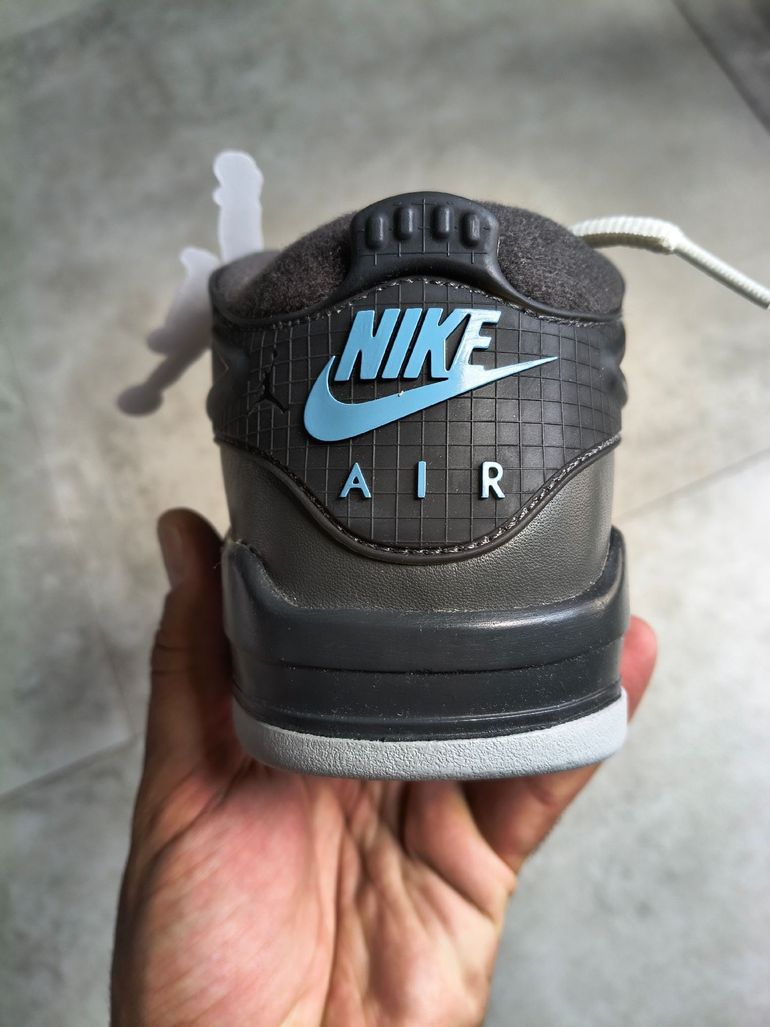 Used Nike Jordan 4 RM TG 39 Grigio donna bike — image 8 of 8