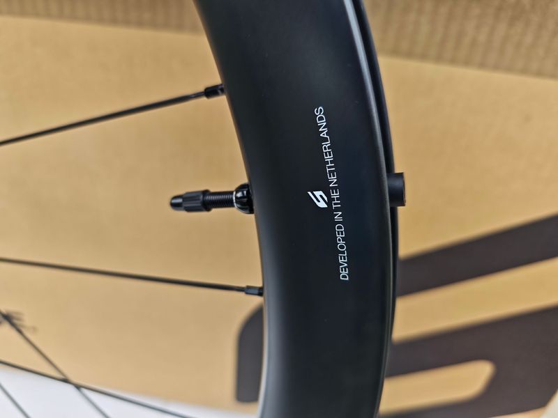 Used Scope R4 Disc 45mm XDR bike — image 8 of 10